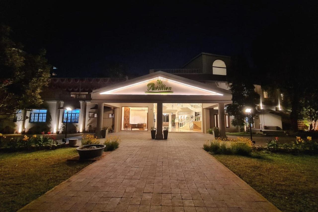The Pavillion Hotel Kolhapur Esterno foto