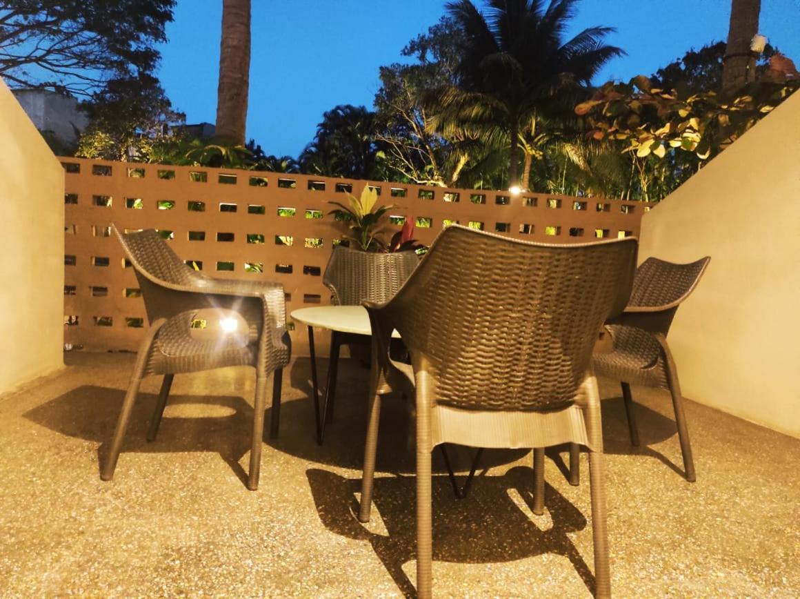 The Pavillion Hotel Kolhapur Esterno foto