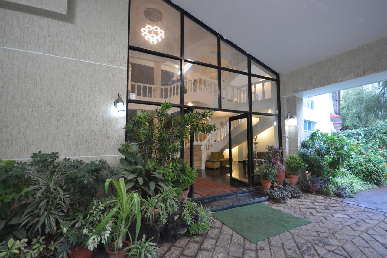 The Pavillion Hotel Kolhapur Esterno foto